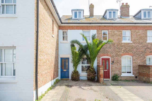 Stream Walk, Whitstable, CT5 2 bed terraced house for sale