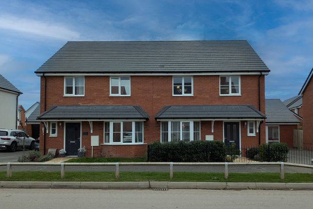 4 bed semi-detached house