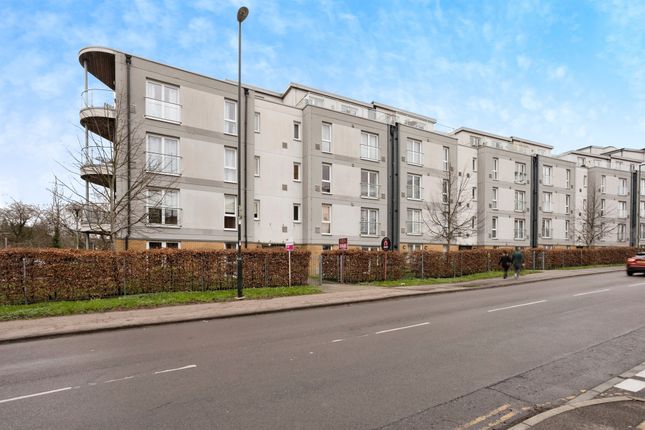 2 bed flat