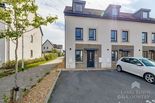 Pear Lane, Plymouth PL7 3 bed end of terrace house for sale