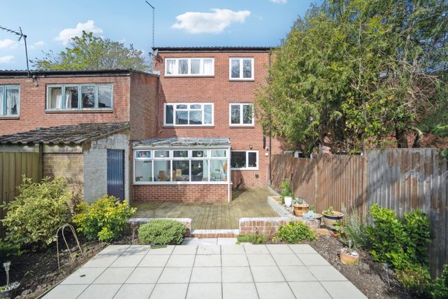 Myrtleside Close, Northwood, Middlesex 4 bed terraced house for sale