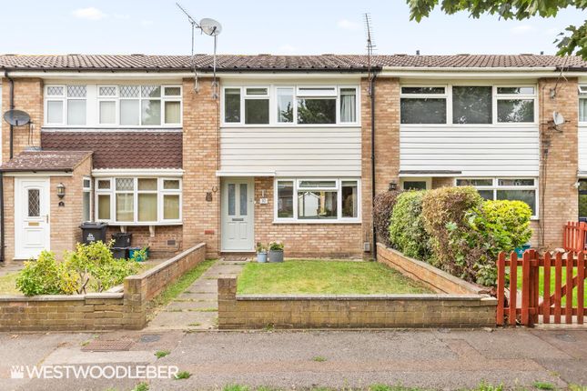 Champions Green, Hoddesdon EN11 3 bed terraced house for sale