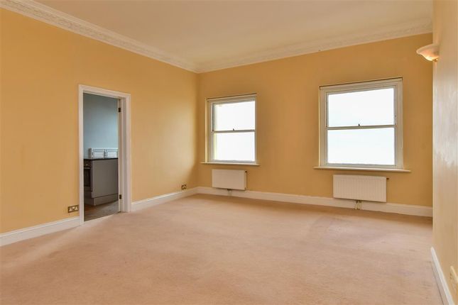 2 bed flat