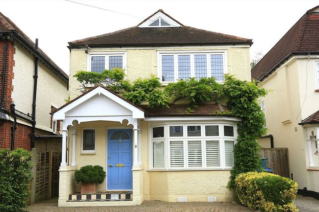 Kings Drive, Thames Ditton KT7 4 bed detached house for sale