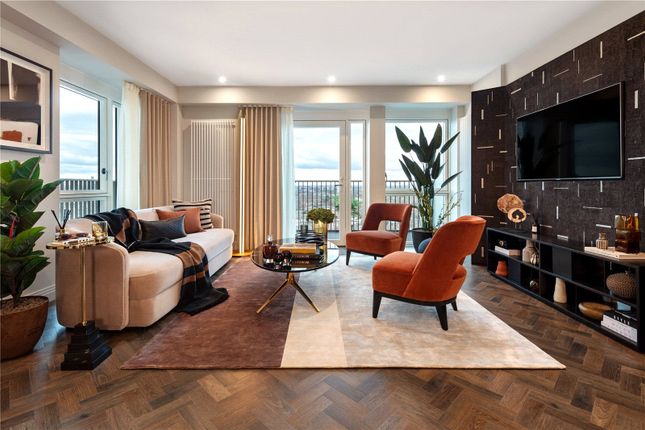 Western Gateway, London E16 1 bed flat for sale