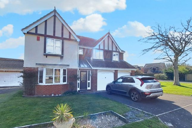 5 bed detached house
