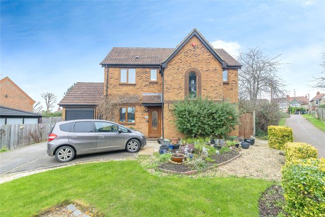 4 bed detached house