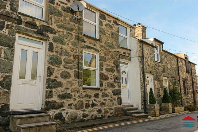 Chwilog, Pwllheli LL53 2 bed terraced house for sale