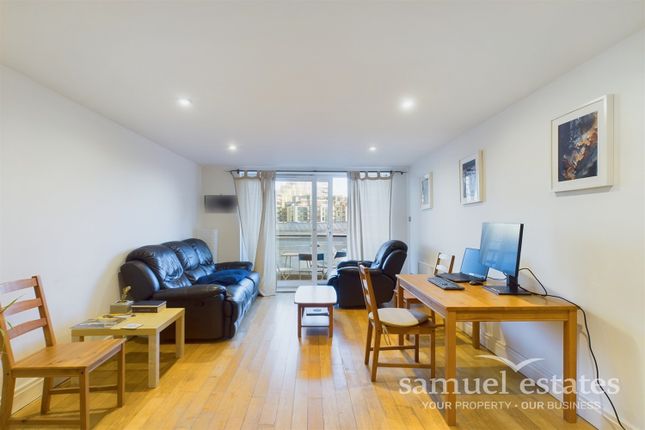 2 bed flat