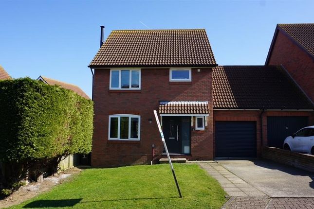 Sceptre Way, Whitstable, Kent 3 bed link detached house for sale