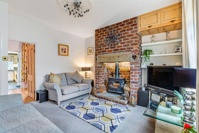 Southfield Terrace, Addingham LS29 2 bed terraced house for sale