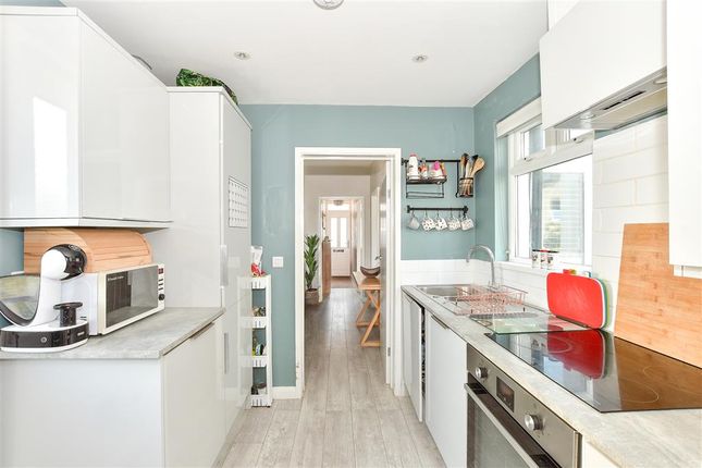 3 bed flat