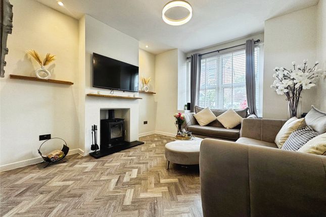 2 bedroom semi-detached house for sale