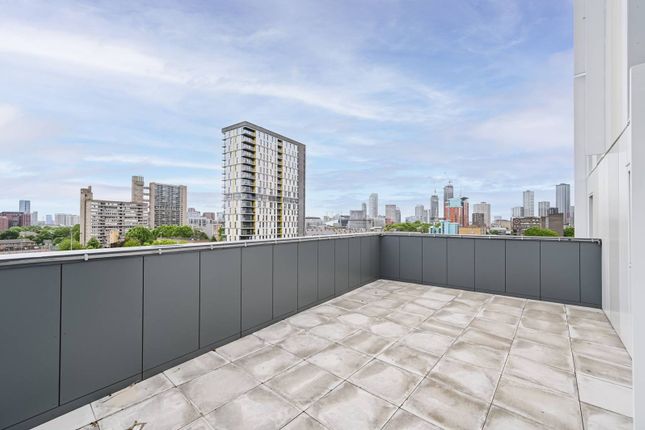 Celestial House, Tower Hamlets... 2 bed flat for sale