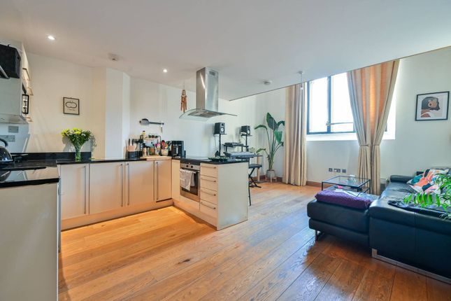 Church Rise, Forest Hill, London, SE23 2 bed flat for sale