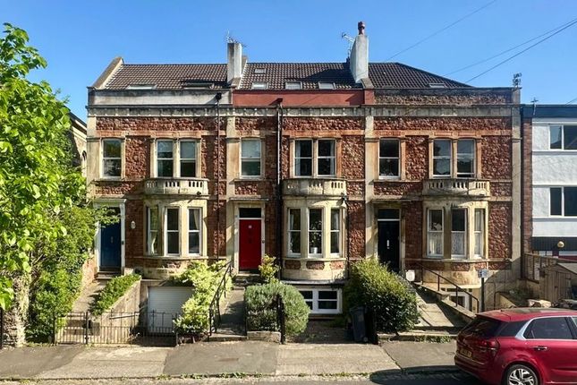 4 bed town house