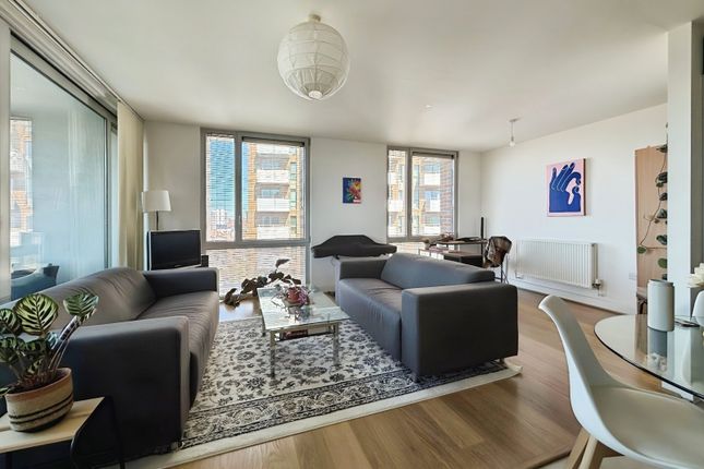 Devons Road, London E3 3 bed apartment for sale