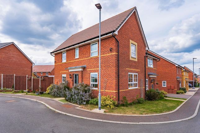 3 bedroom semi-detached house for sale