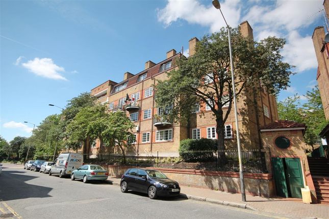 Acorn Walk, London 3 bed flat for sale