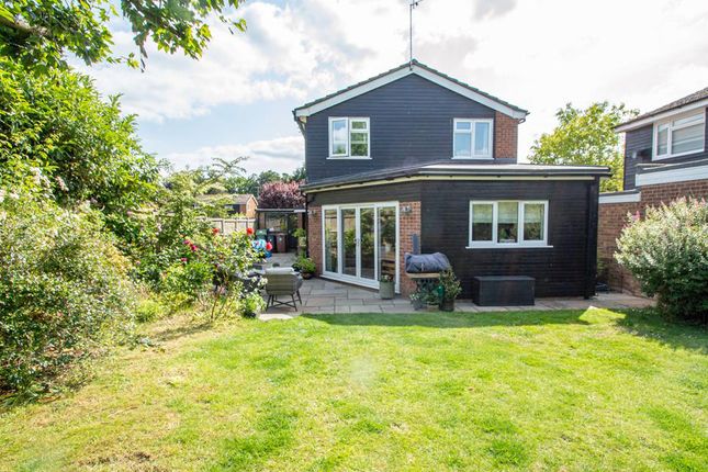 Wayside Green, Reading RG8 4 bed detached house for sale