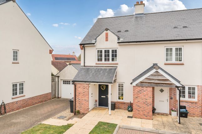 Gerbera Way, Cullompton, Devon, EX15 2 bed end of terrace house for sale