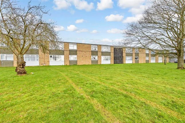 2 bedroom ground floor flat for sale