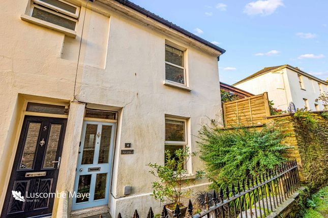 2 bedroom cottage for sale