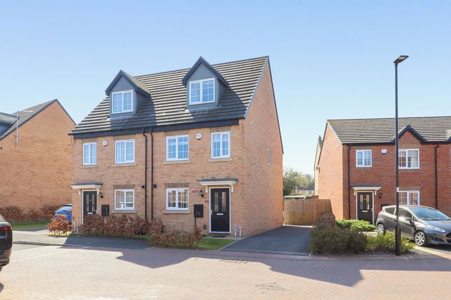 3 bedroom semi-detached house for sale