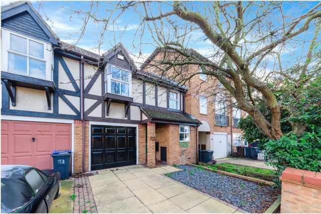 4 bed terraced house