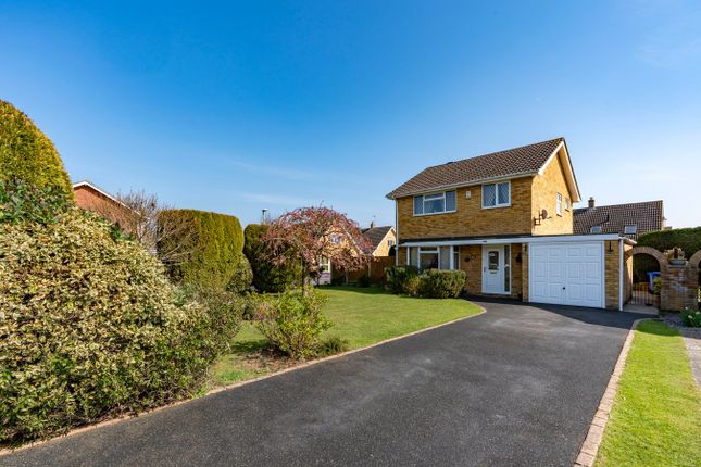 3 bed detached house