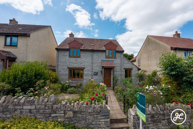 4 bed detached house