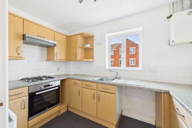 2 bed detached house