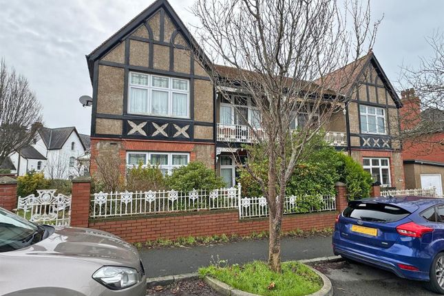 5 bed semi-detached house