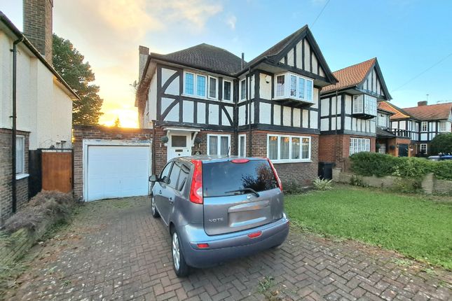 3 bed detached house