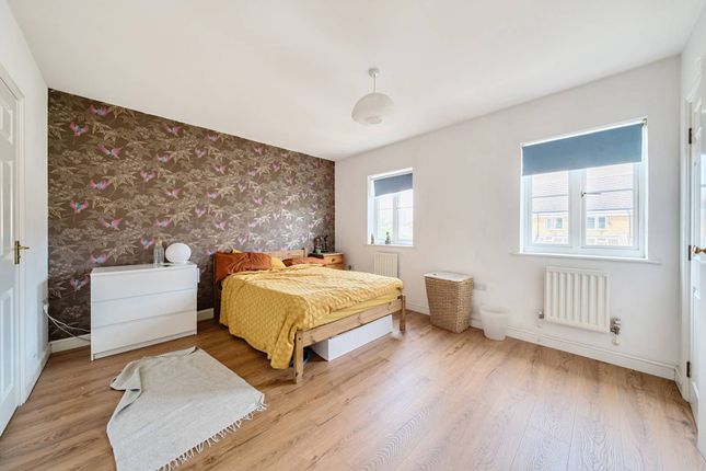 Blakes Road, Peckham, London, SE15 3 bed terraced house for sale