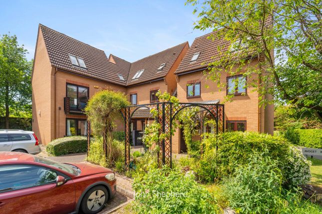 2 bed flat