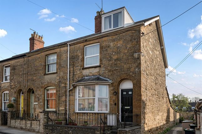 3 bed end terrace house
