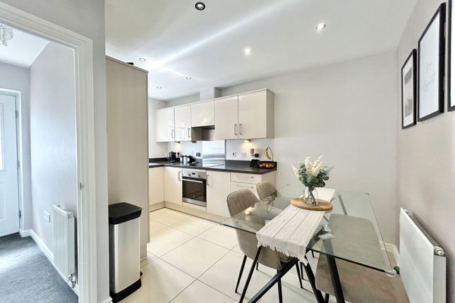 Holly Blue Drive, Sittingbourne ME9 2 bed terraced house for sale