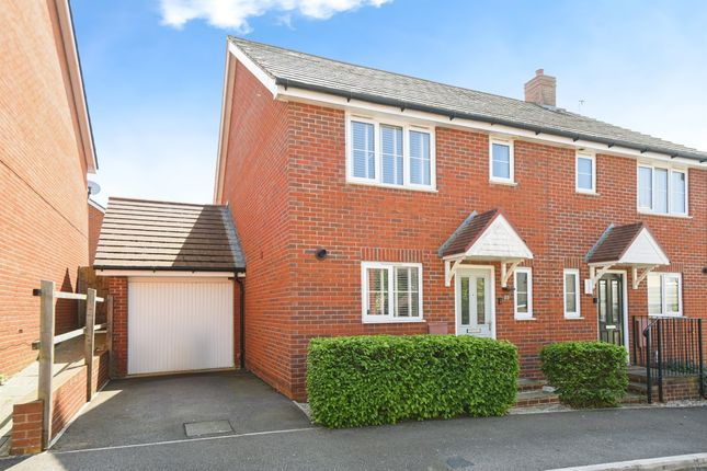 3 bed semi-detached house