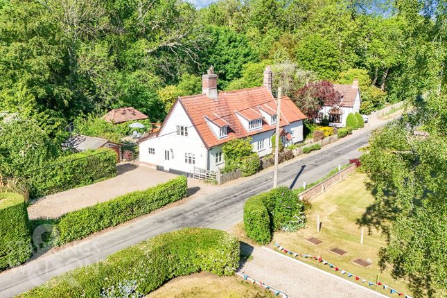 Rectory Road, East Carleton, Norwich 3 bed cottage for sale