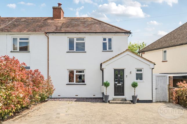 Gloucester Road, Guildford, Surrey, GU2 3 bed end of terrace house for sale