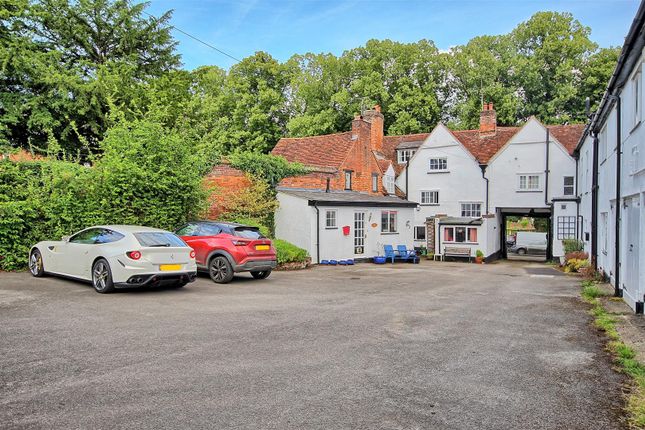 2 bed end terrace house
