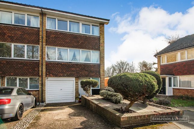 Hotham Close, West Molesey KT8 3 bed townhouse for sale