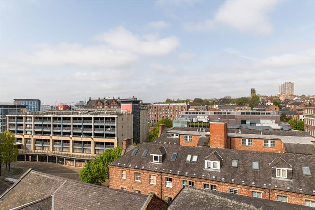 3 bed flat
