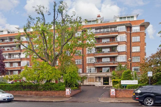 St James Close, Prince Albert Road... 3 bed apartment for sale