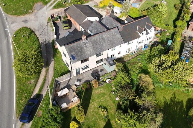 3 bed semi-detached house
