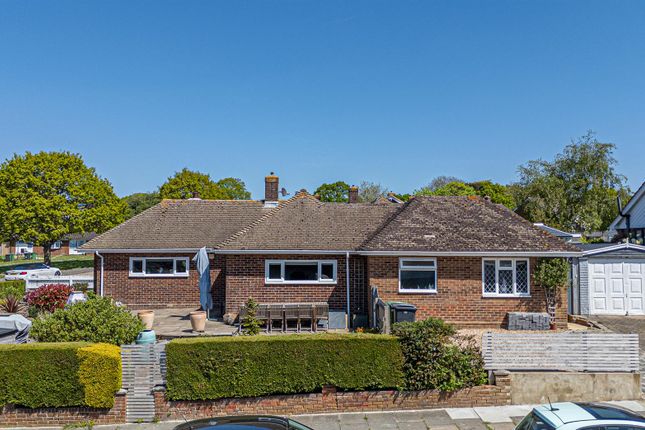 Park Avenue, Hastings 4 bed detached bungalow for sale