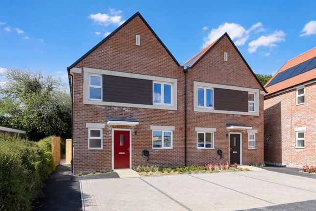 3 bed semi-detached house