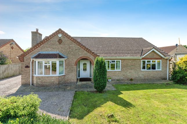 4 bedroom detached bungalow for sale