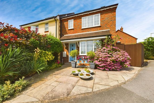 Meadow Lane, Southampton SO31 4 bed semi